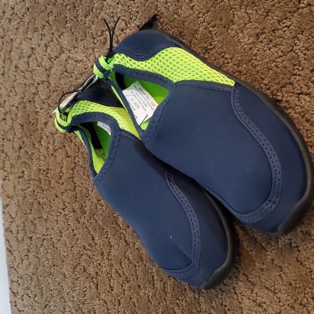 Boys Girls Wave Zone Swim Water Shoes Size 11 12 13 1 2 3 4 Navy Blue Lime NWT